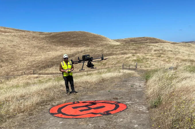 Power Grid Inspection Drone Pilot png